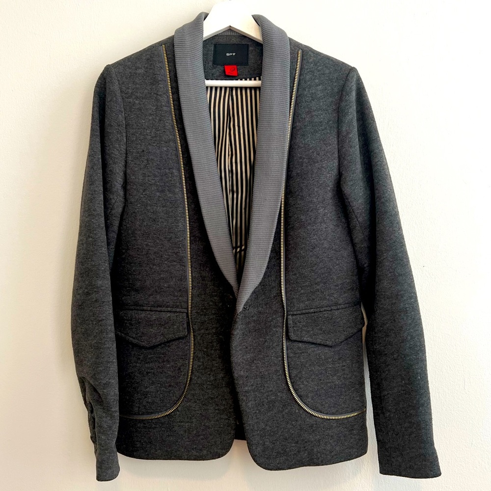 Spy Henry Lau Gray jacket